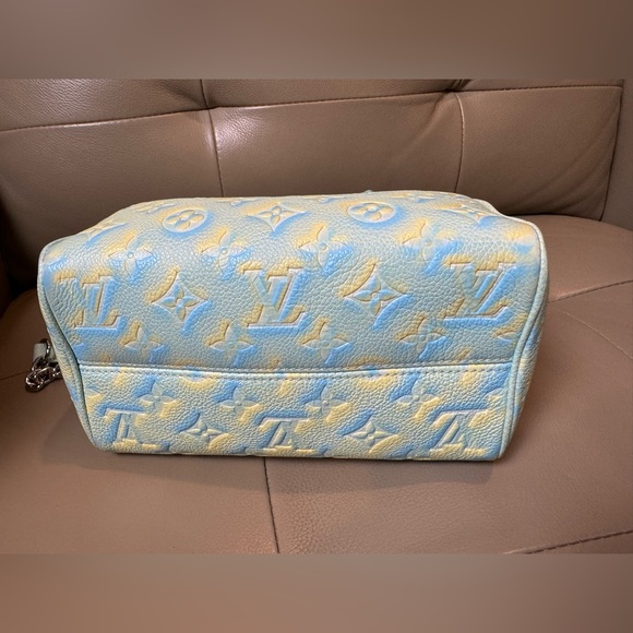 Sold x Louis Vuitton Stardust Speedy Bandouliere 20 - Picture 4 of 10